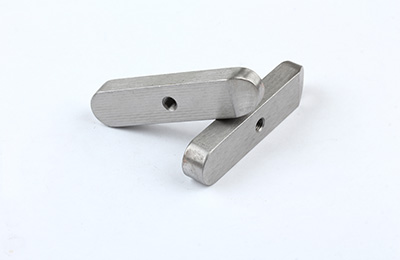 不銹鋼2CR13 兩頭圓按圖定制打孔平鍵、鍵銷(xiāo)